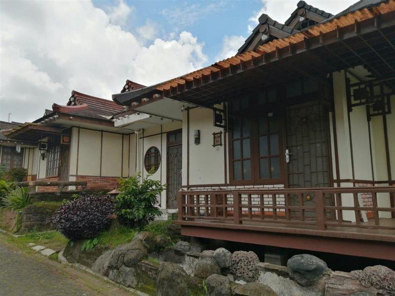 Oyo 2997 Grand Suites Palace 2 Sindanglaya المظهر الخارجي الصورة